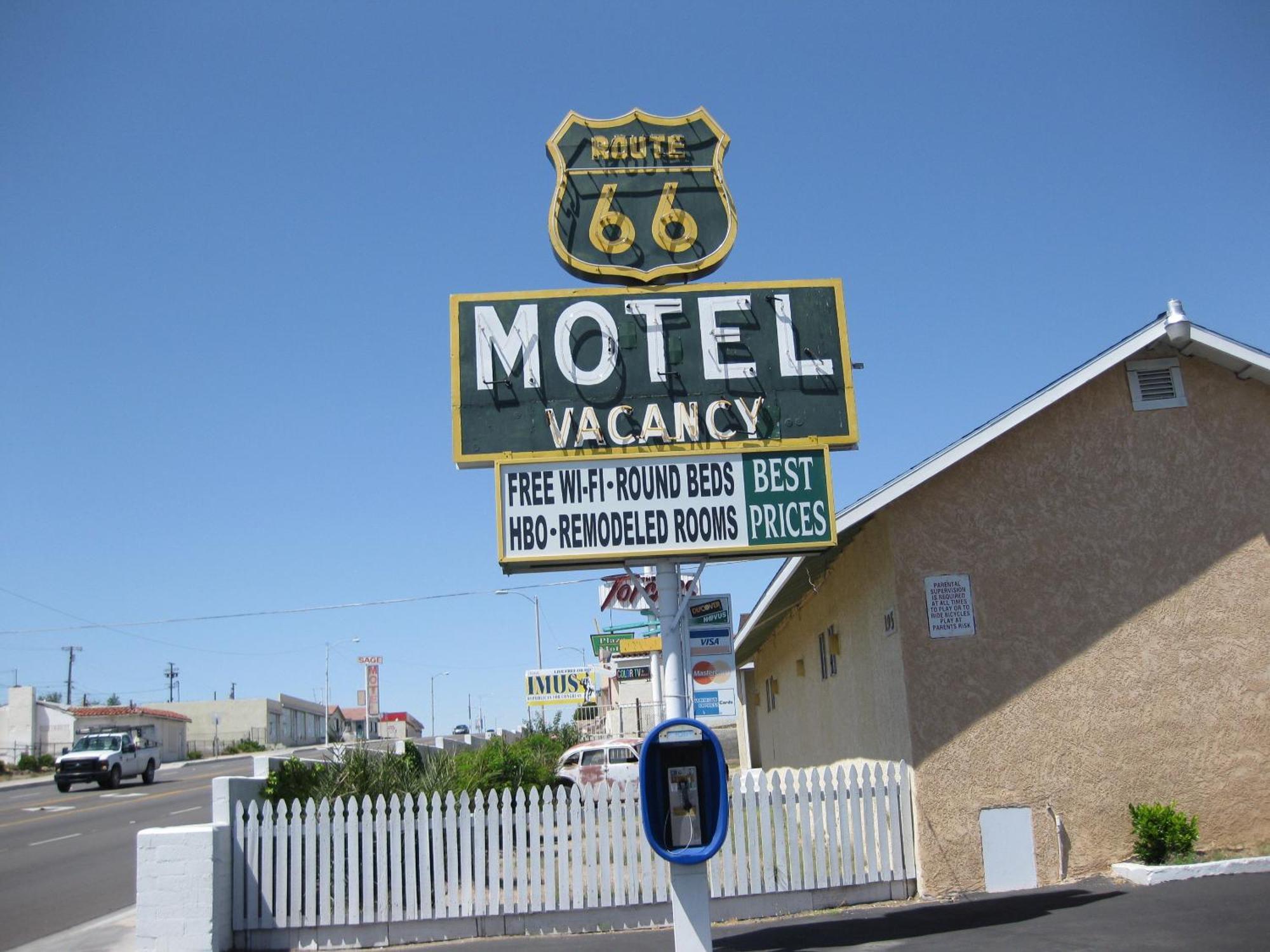 Route 66 Motel Барстоу Екстериор снимка