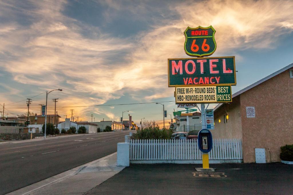 Route 66 Motel Барстоу Екстериор снимка