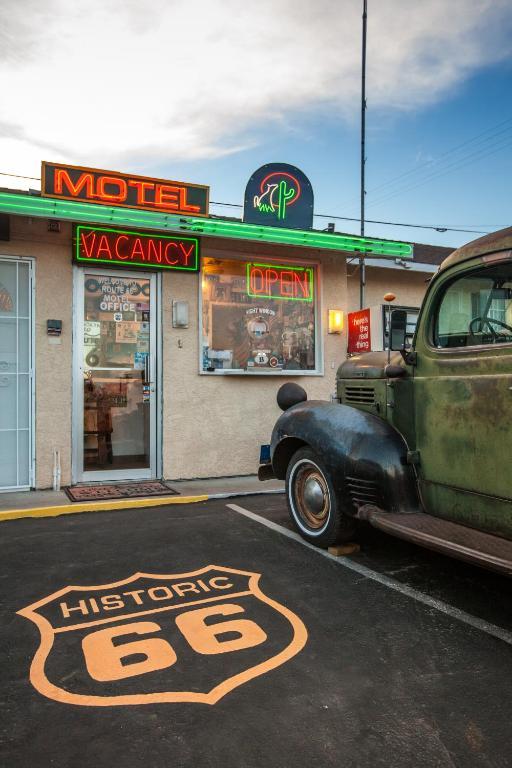Route 66 Motel Барстоу Екстериор снимка